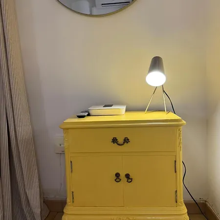 Old Town Gothic Arch Apartman